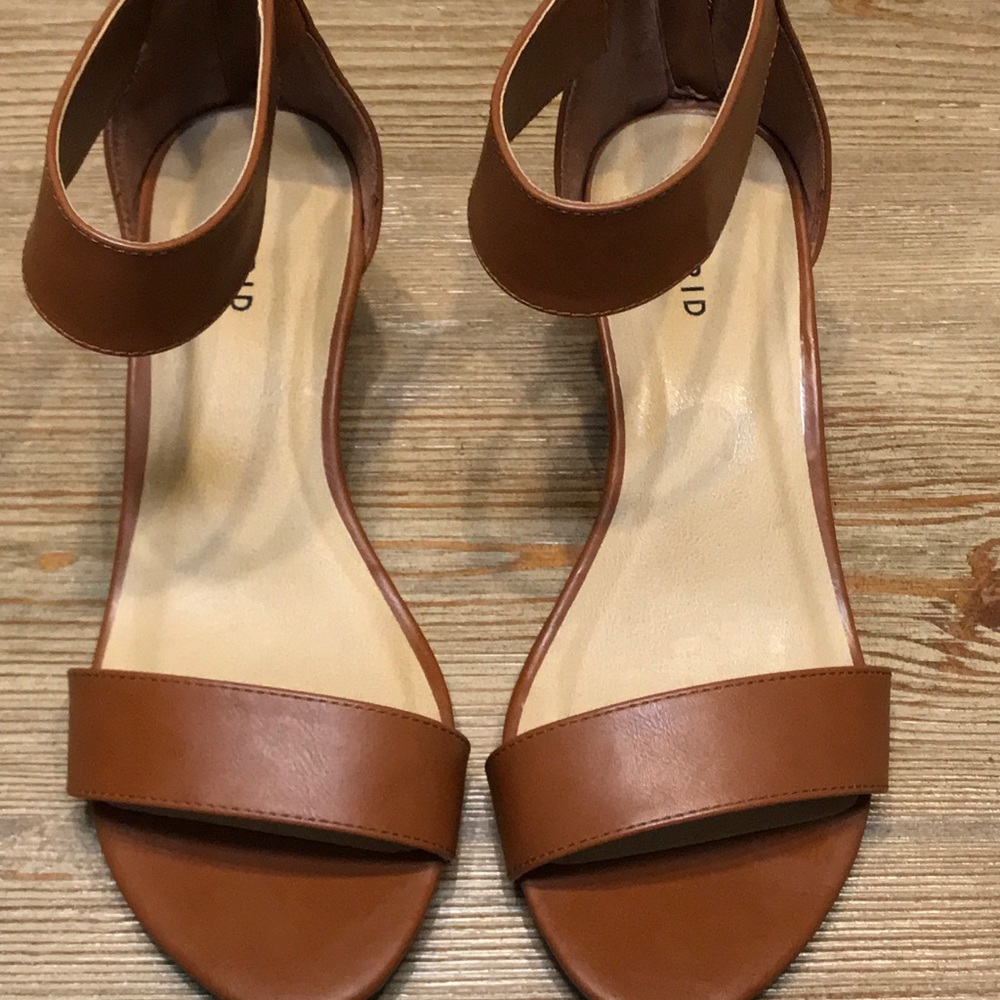 Tan sandals